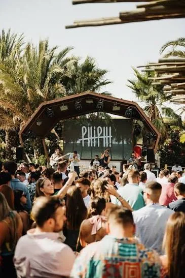 Phi Phi Puerto Sherry cierra sus puertas tras la resolución de la Autoridad Portuaria